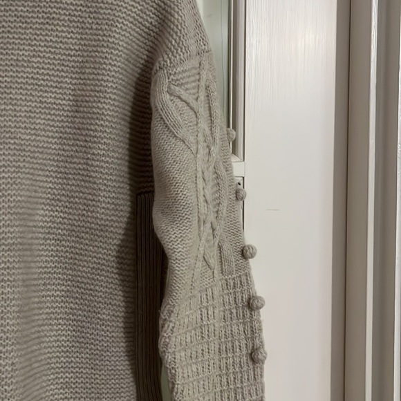 Madewell Merino wool cream sweater, size small - Picture 8 of 9